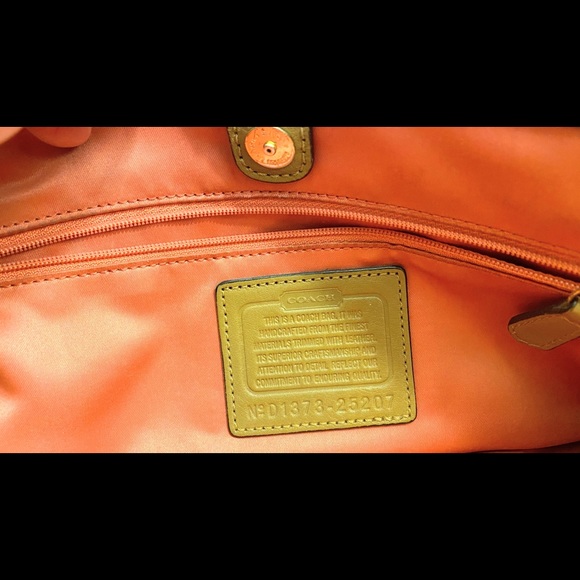 Coach Madison Kimberly Carryall! - Picture 3 of 5